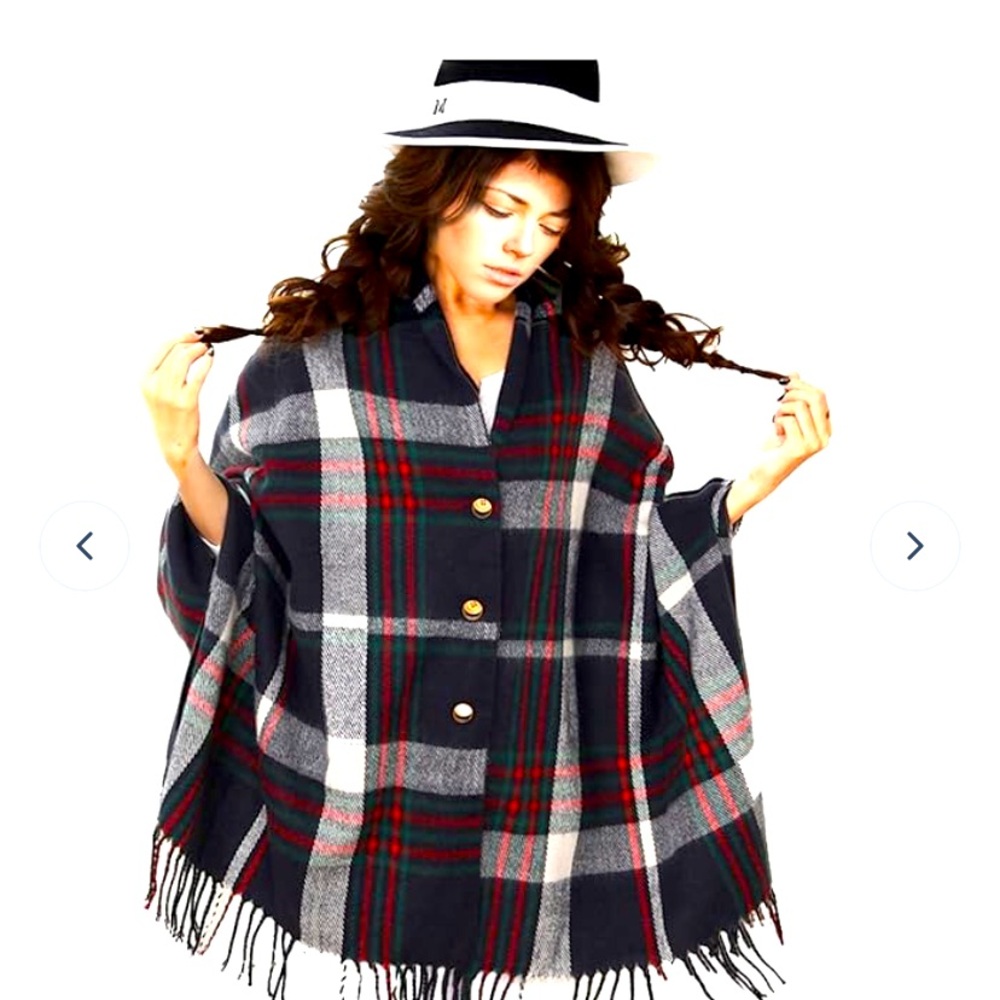 Plaid‎ poncho button & fringe detail one size fits most EUC